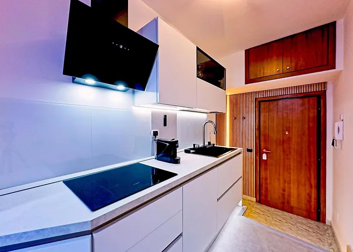 White Pearl Exclusive *