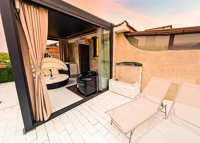 White Pearl Exclusive