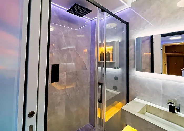 White Pearl Exclusive * ローマ