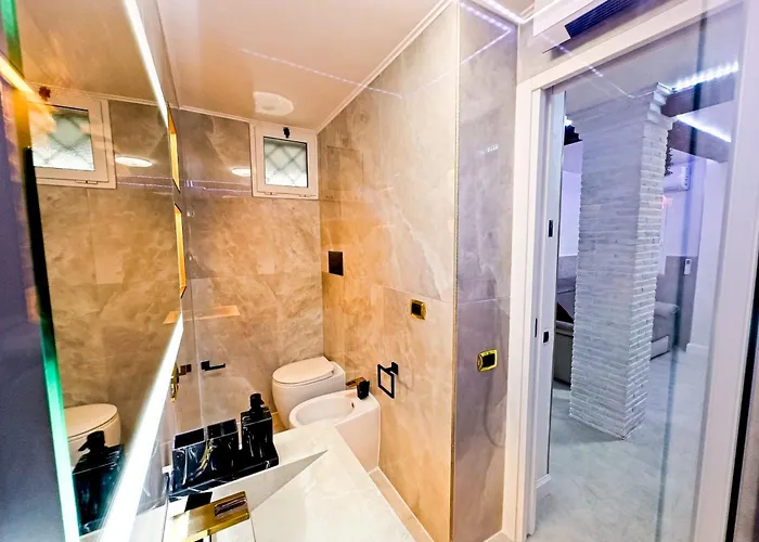 White Pearl Exclusive * ローマ